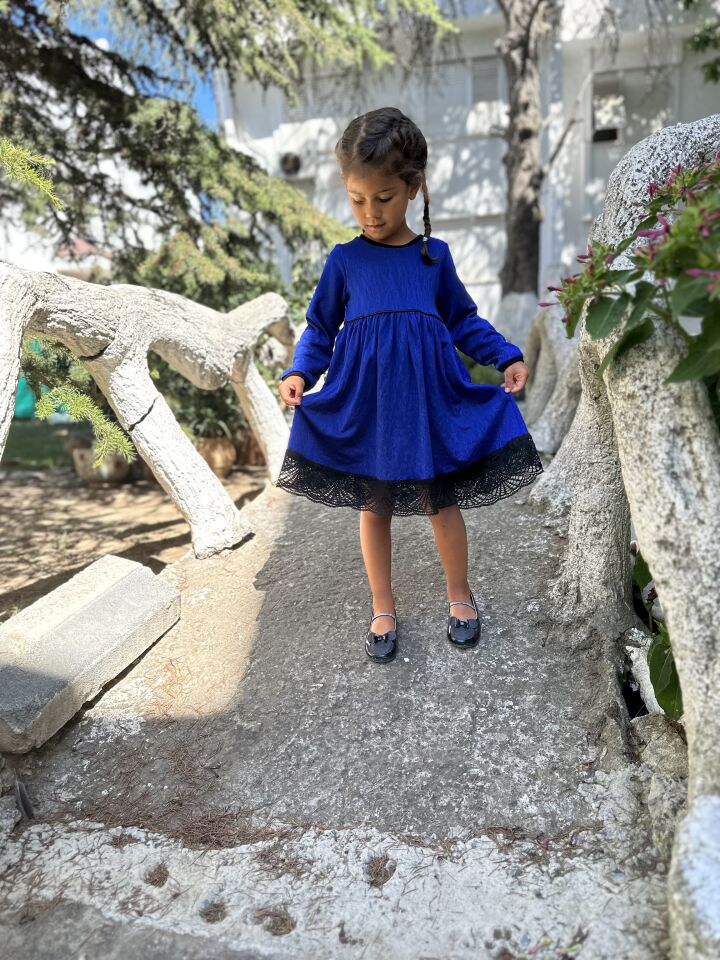 Saks Mavisi Kız Çocuk Örme Elbise Siyah Ceket