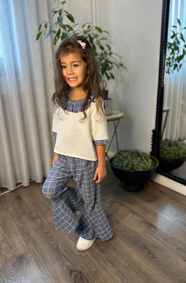Kız Çocuk Lacivert Ekose Pantolonlu takım 2 - 5 yaş